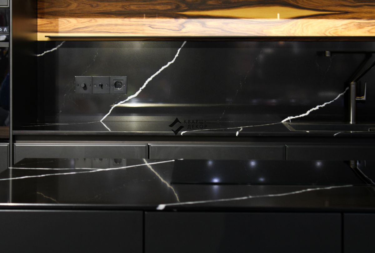 BQ8740 NERO MARQUINA