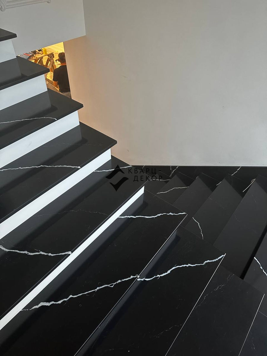 BQ8740 NERO MARQUINA