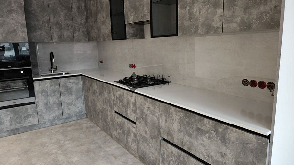 Столешница из кварцевого агломерата Vicostone BQ 100 1